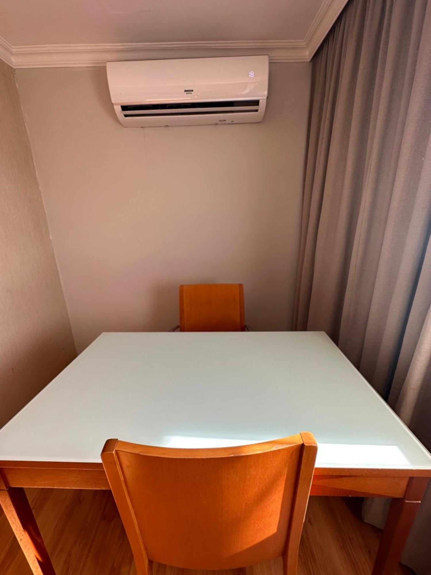Appart hôtel Flat Com Vista Panoramica -15- Na Barra Da Tijuca - Estacionamento Gratuito - Frigobar - Ar Condicionado - Piscina - Academia - Balsa Gratis - Varanda - Vista Parcial Mar E Lagoa *